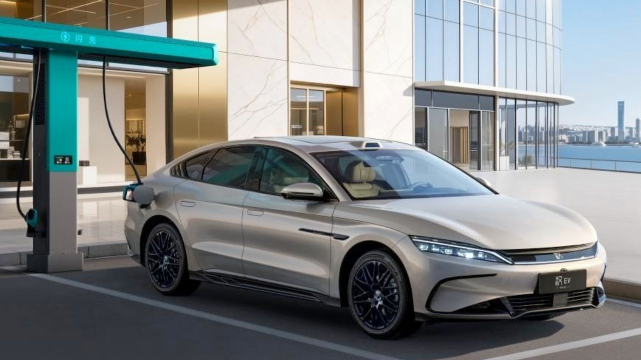 BYD Han EV Flash Charging Edition Launched: 705 km Range, 9-Min Charge from $26,000