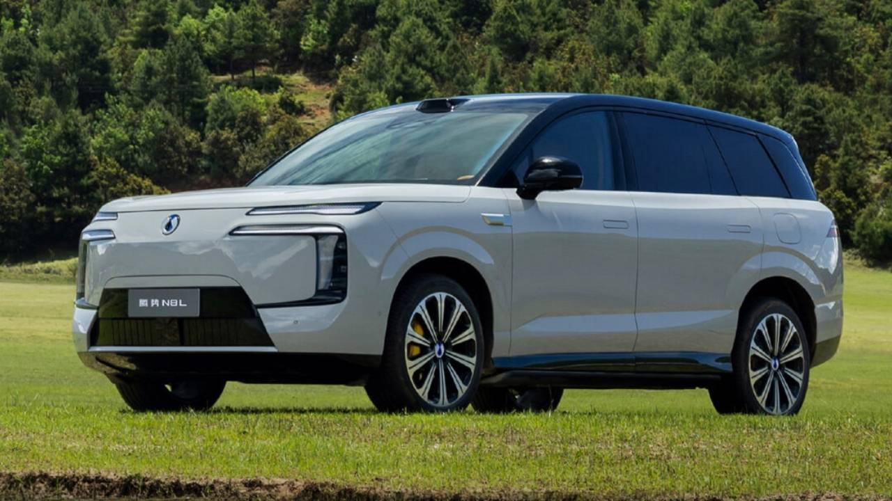 BYD Denza N8L EV Coming in September 2026 with 208-Litre Frunk and Mega Charging