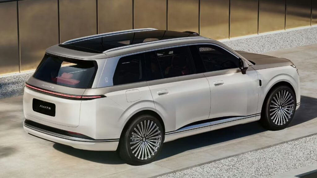 Avatr 9-series SUV teased top rear look