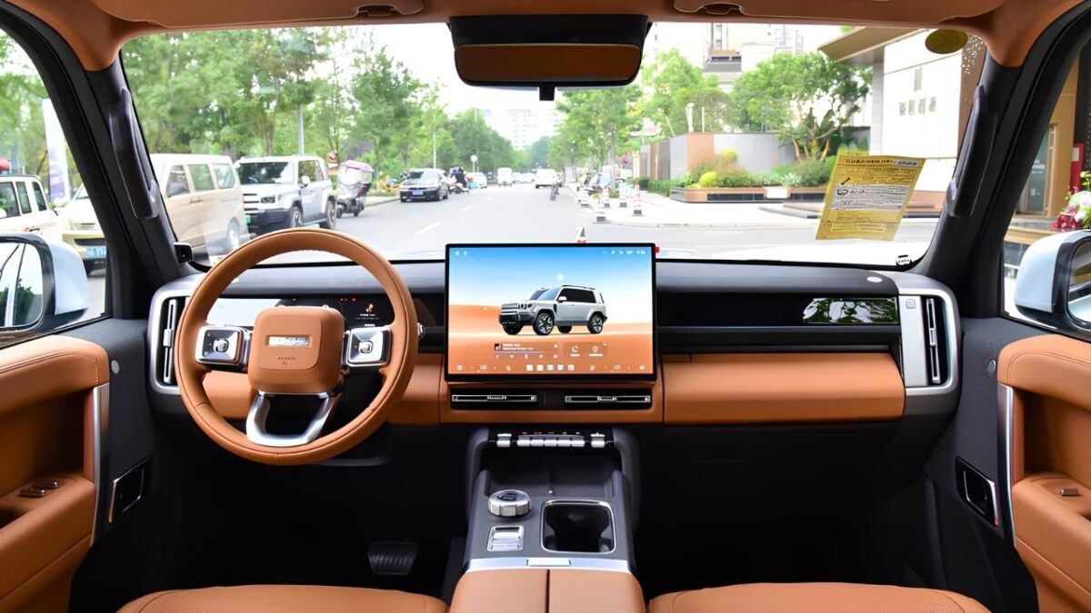 Chery iCaur V27 Cabin