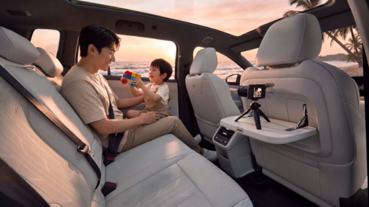 Volkswagen ID. Aura T6 rear seating look